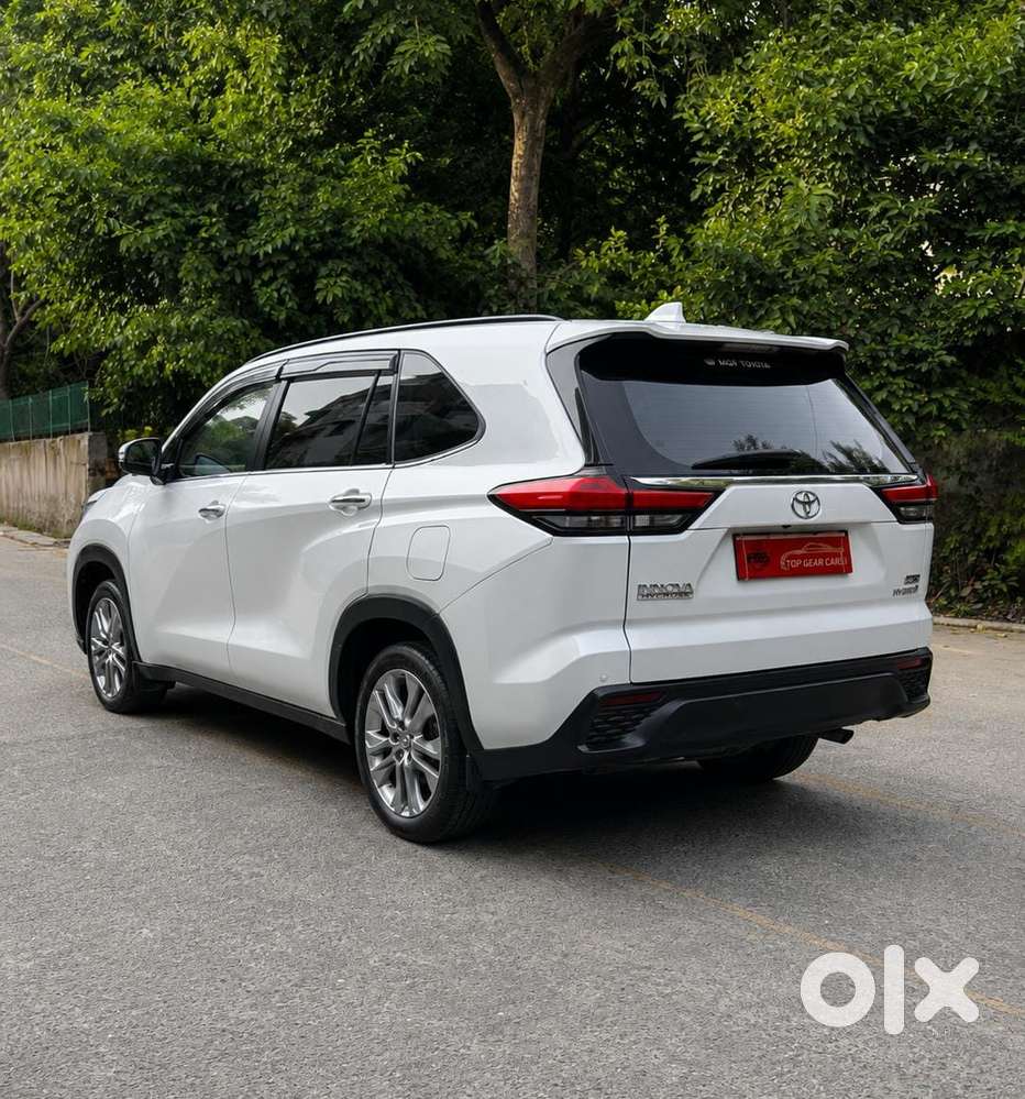Toyota Innova Hycross 2.0 Zx Hybrid 7 Str, 2024, Petrol