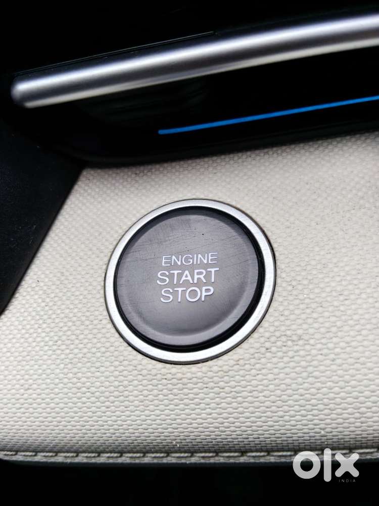 Hyundai Verna 1.5 Mpi Mt Sx (o), 2023, Petrol