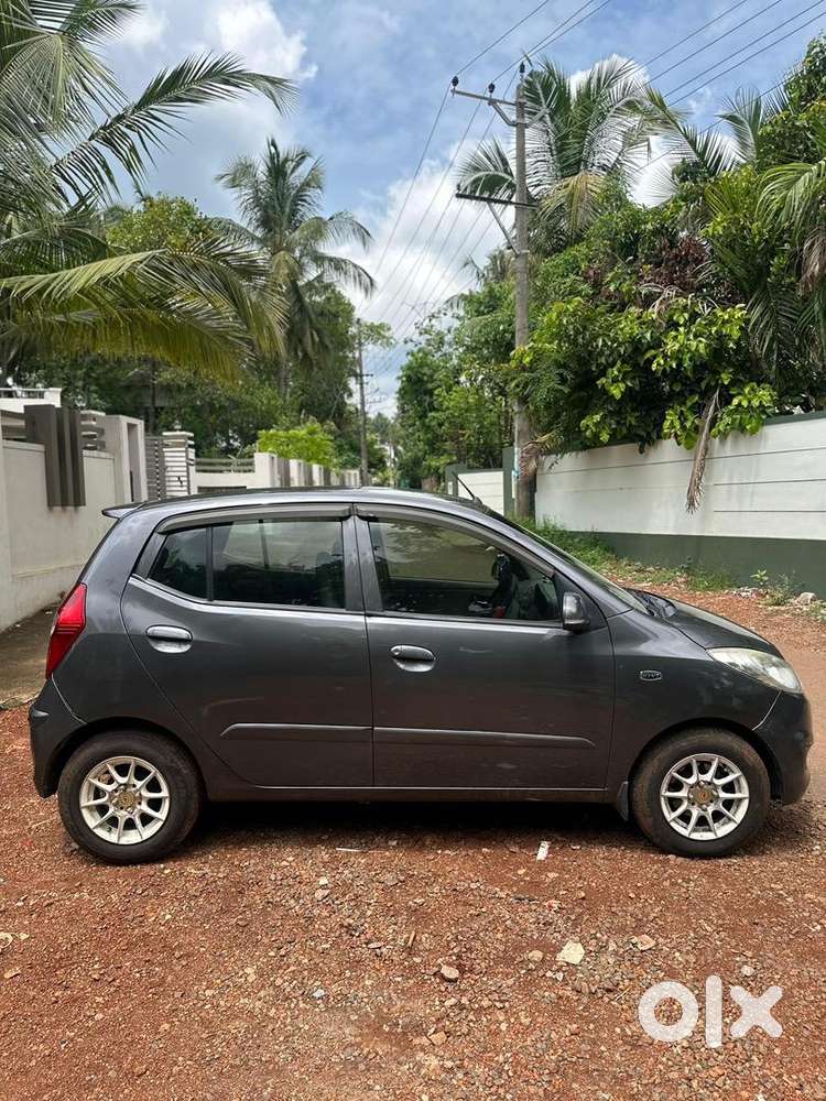 Hyundai Automatic Car 2013 New 4 Tyres Second Key