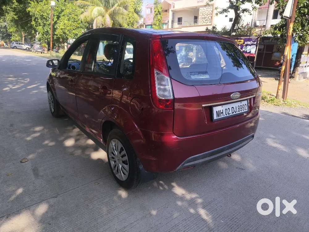 Ford Figo Zxi Petrol 2014