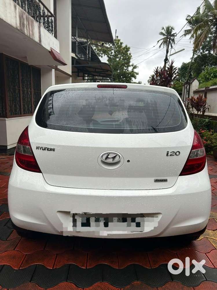 Hyundai I20 Magna Petrol 2010