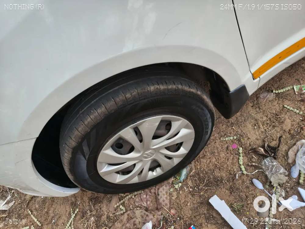 Gadi 1st Owner Hai Or Good Condition Hai Tayar 80 Hai