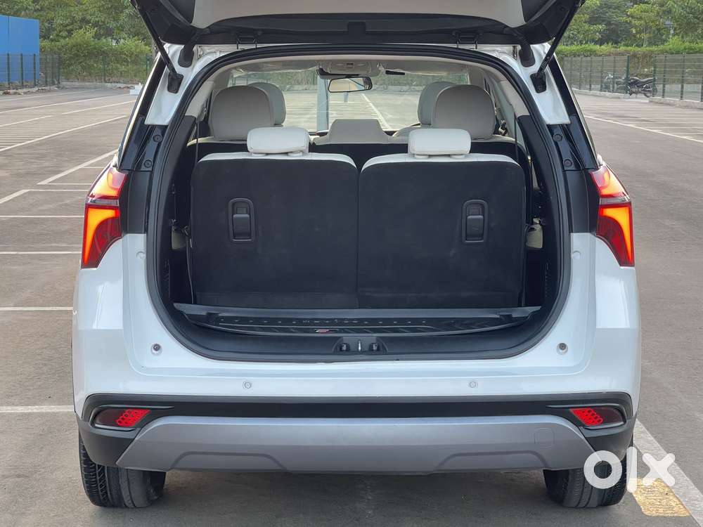 Mahindra Xuv700 2.2 Ax 7 Diesel At Str, 2024, Diesel