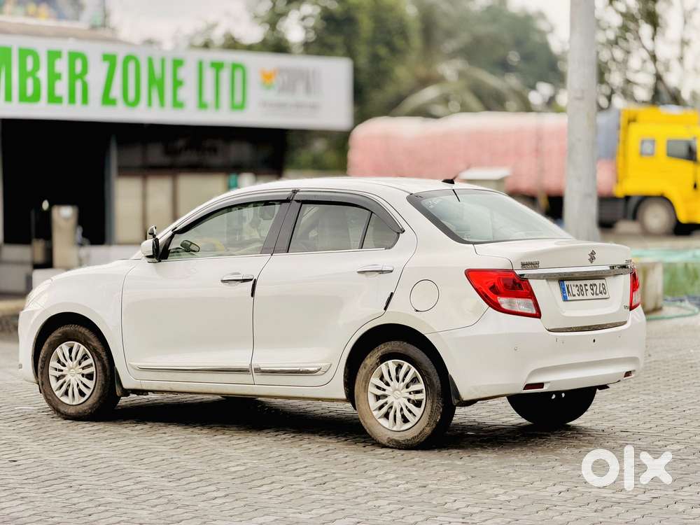 Maruti Suzuki Swift Dzire Vxi Optional, 2017, Petrol