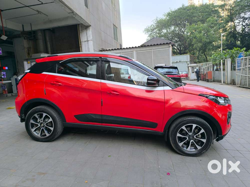 Tata Nexon 1.2 Revotron Xza Plus, 2020, Petrol