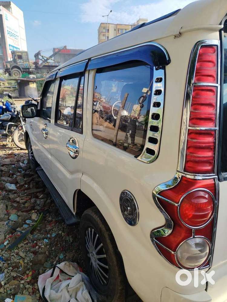 Mahindra Scorpio Facelift, 2016, Diesel