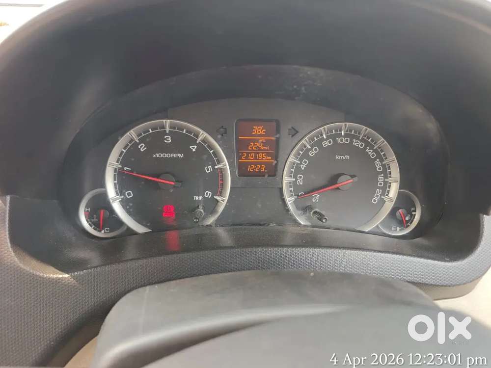 Maruti Suzuki Swift Dzire 2015