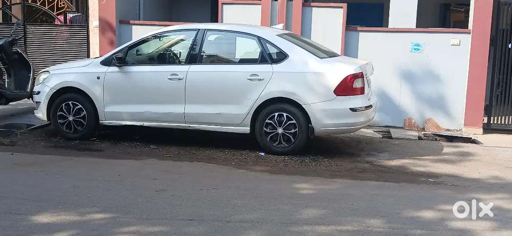 Skoda Rapid 2013 Petrol Exllent Condition