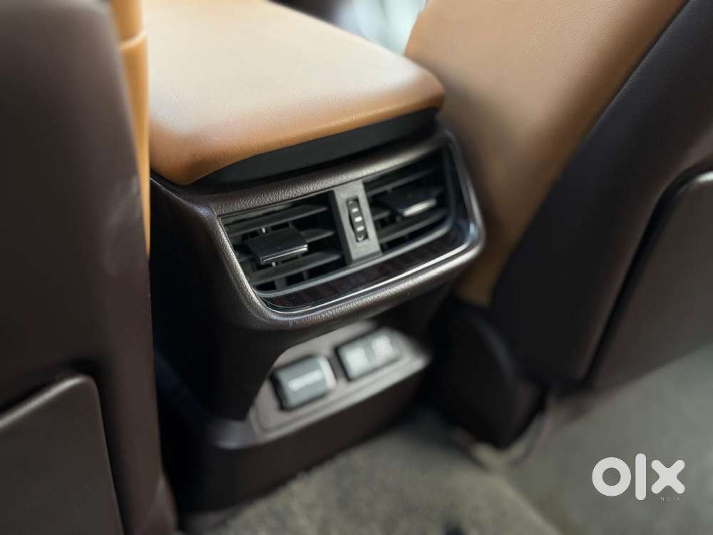 Lexus Es 300h Luxury, 2019, Petrol