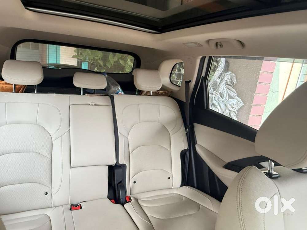 Mg Hector 2025 Petrol 2700 Km Driven