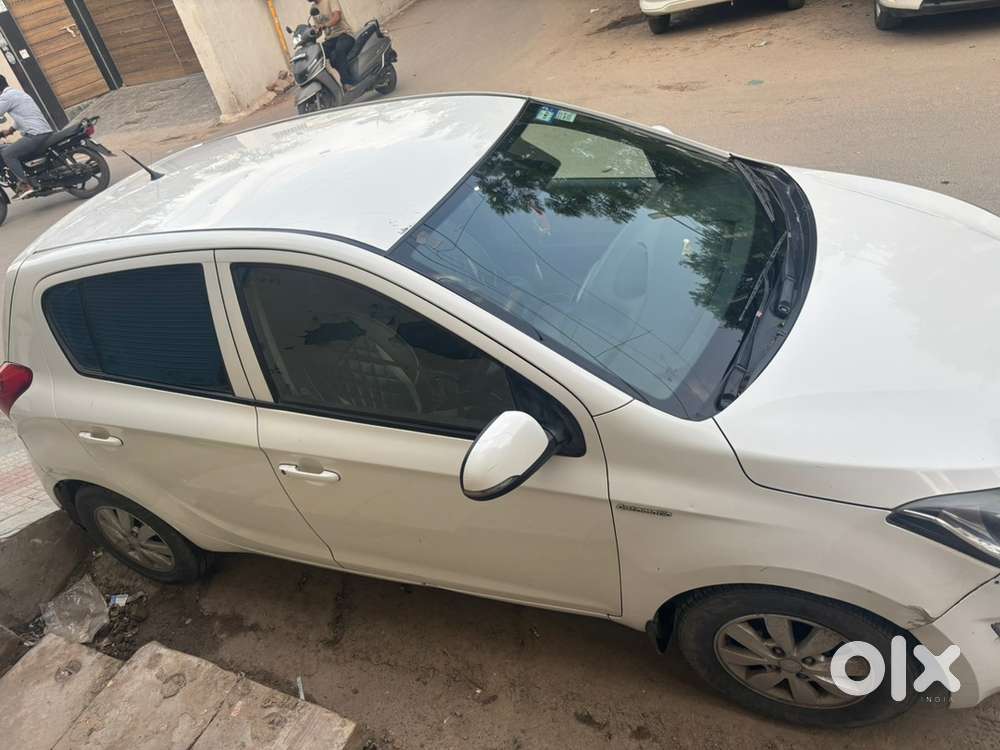 Hyundai I20 Sportz 2013 Petrol
