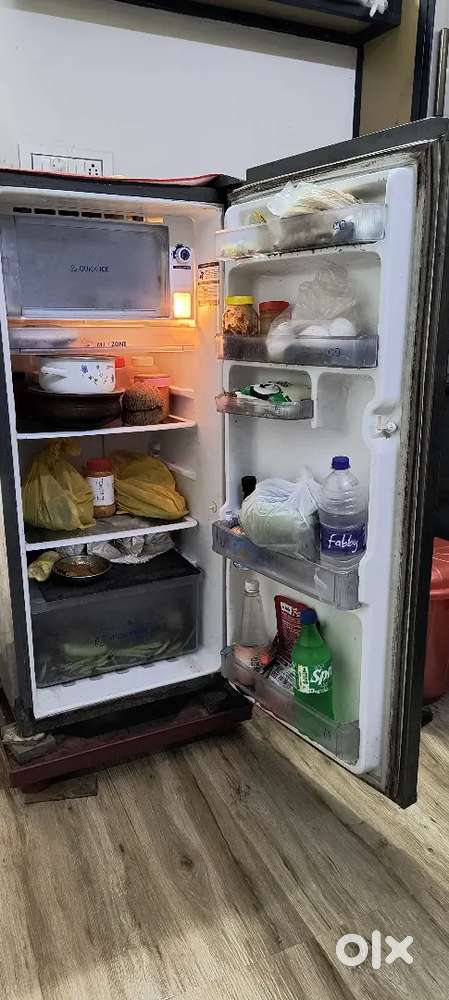 Whirlpool refrigerator 190 ltr gross wt
