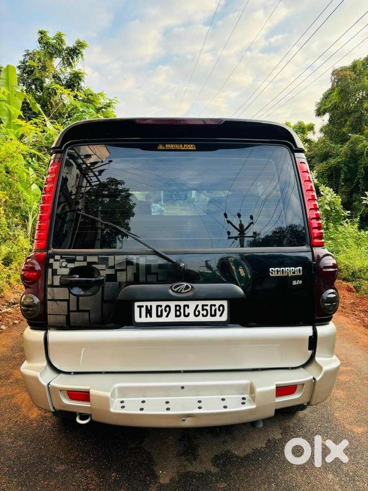 Mahindra Scorpio Classic 2010 Diesel 150000 Km Driven