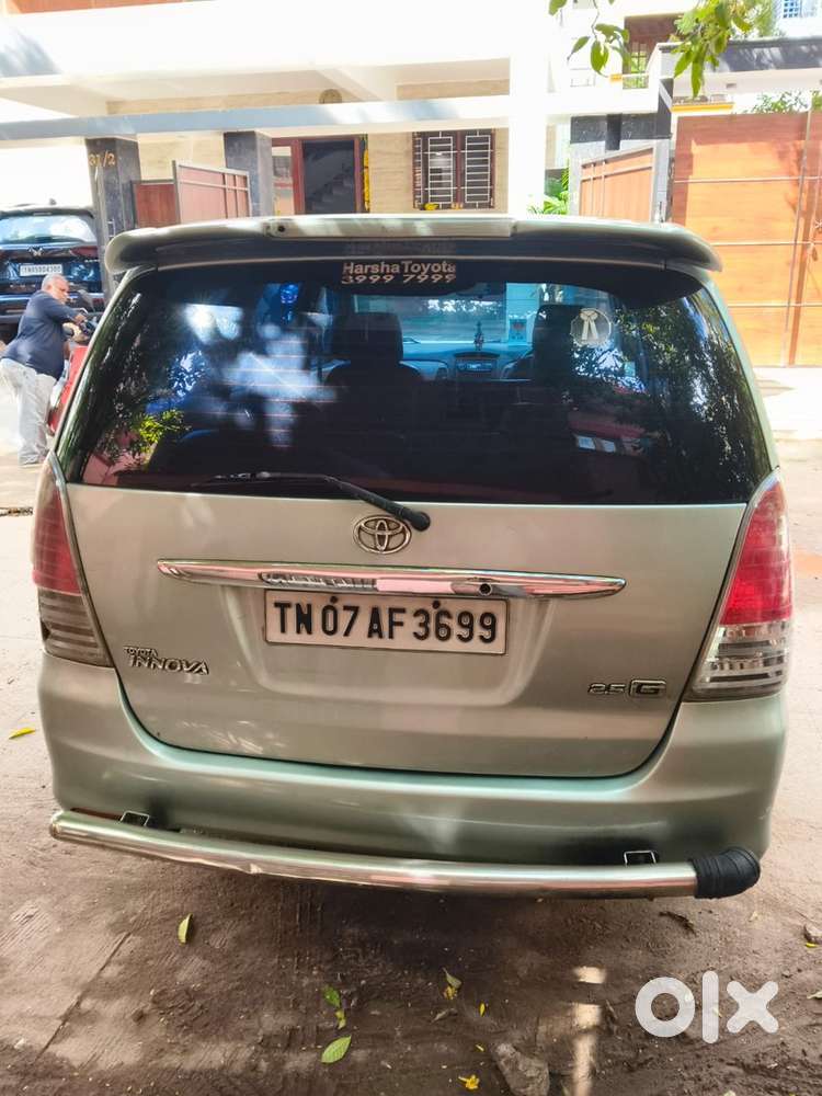 Toyota Innova Diesel 8 Str