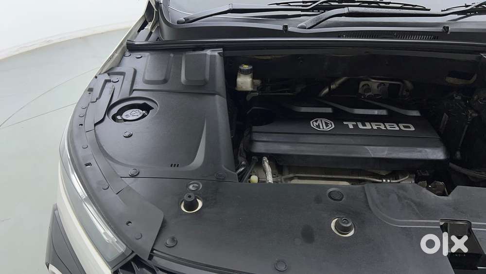 Mg Hector Plus 1.5 Hybrid Sharp Turbo 6 Str, 2022, Cng & Hybrids