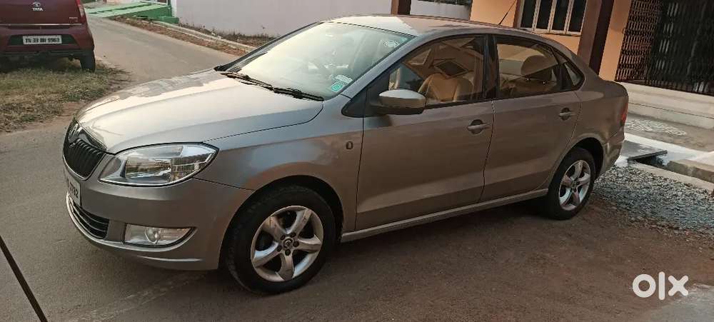 Skoda Rapid 2012