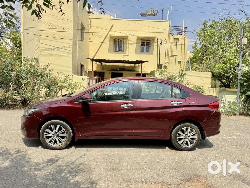 Honda City I-vtec V, 2017, Petrol