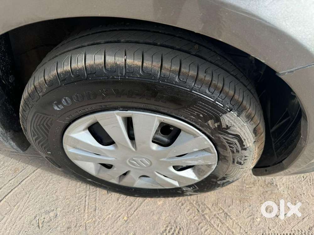 Maruti Suzuki Swift Dzire Ldi Optional, 2017, Diesel