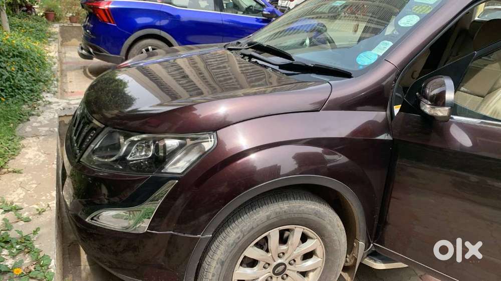 016 Mahindra Xuv500 W10 At Diesel  Purple Colour  1st Owner  60,000