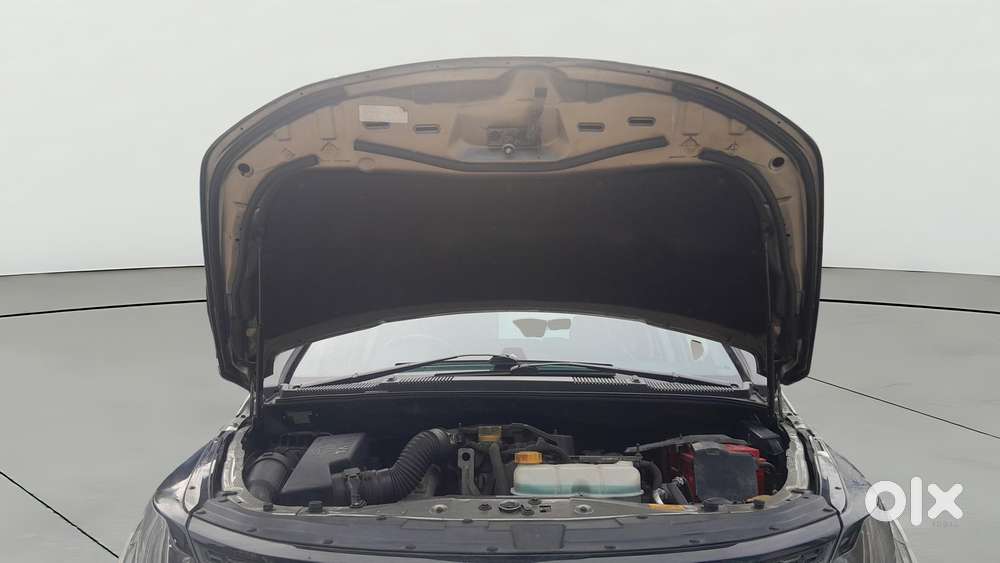 Tata Hexa 2.2 Xta 4x2 7 Str, 2017, Diesel