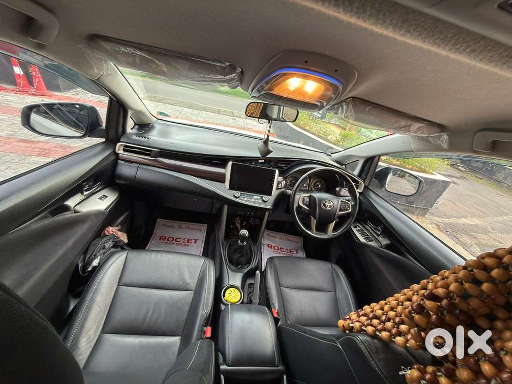Toyota Innova Crysta 2019
