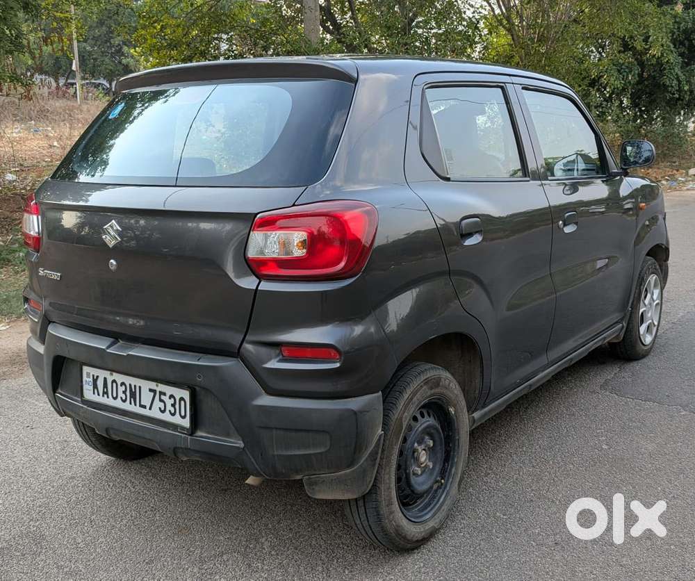 Maruti Suzuki S-presso Vxi Opt, 2022, Petrol