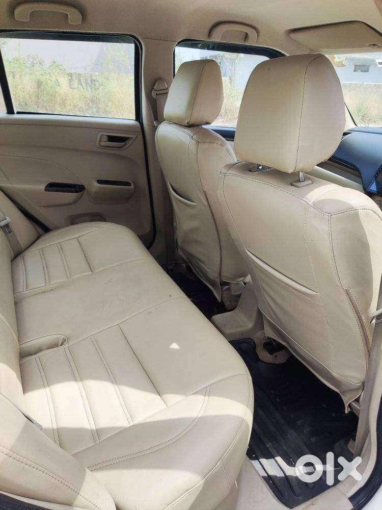 Maruti Suzuki Swift Dzire Lxi Option, 2016, Petrol