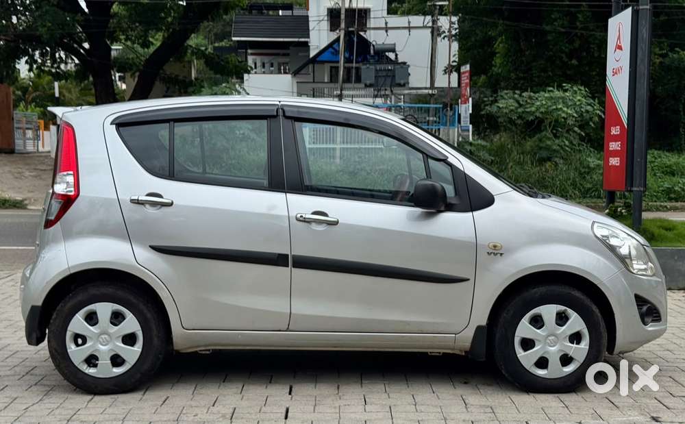 Maruti Suzuki Ritz Vxi, 2012, Petrol