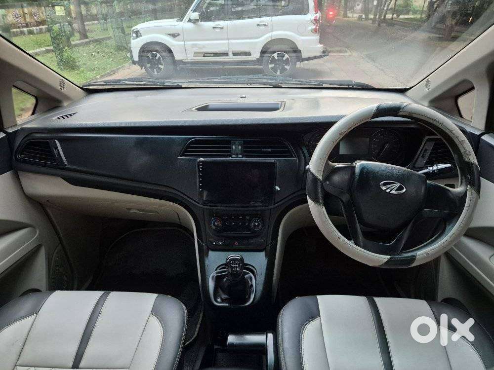 Mahindra Marazzo M4 8str, 2018, Diesel