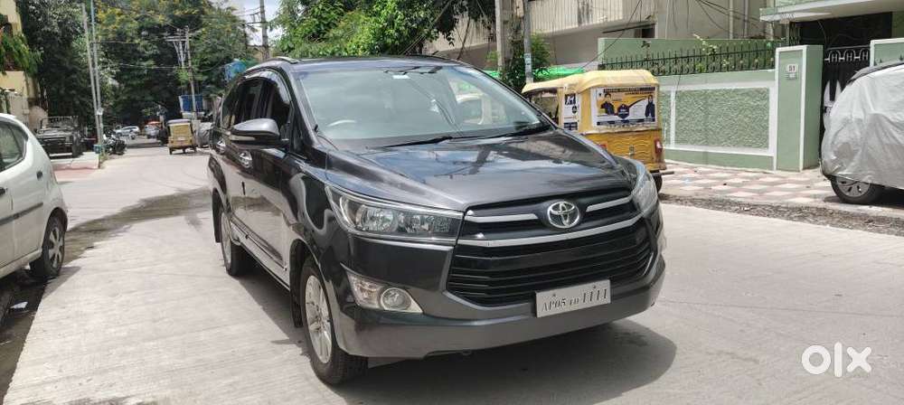 Toyota Innova Crysta 2.7 Gx Mt 8s, 2017, Diesel