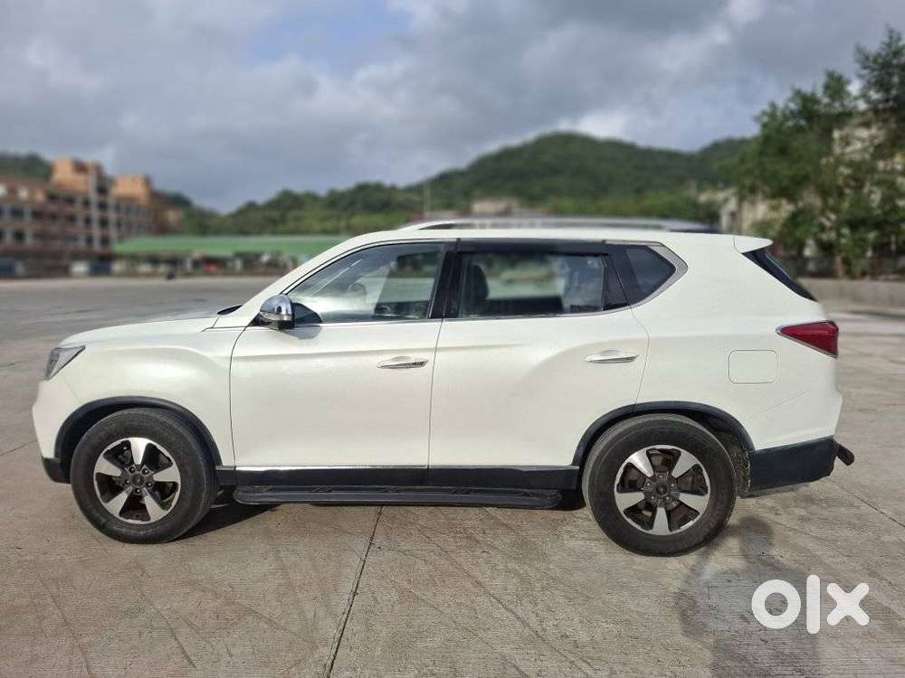 Mahindra Alturas G4 4wd At, 2022, Diesel