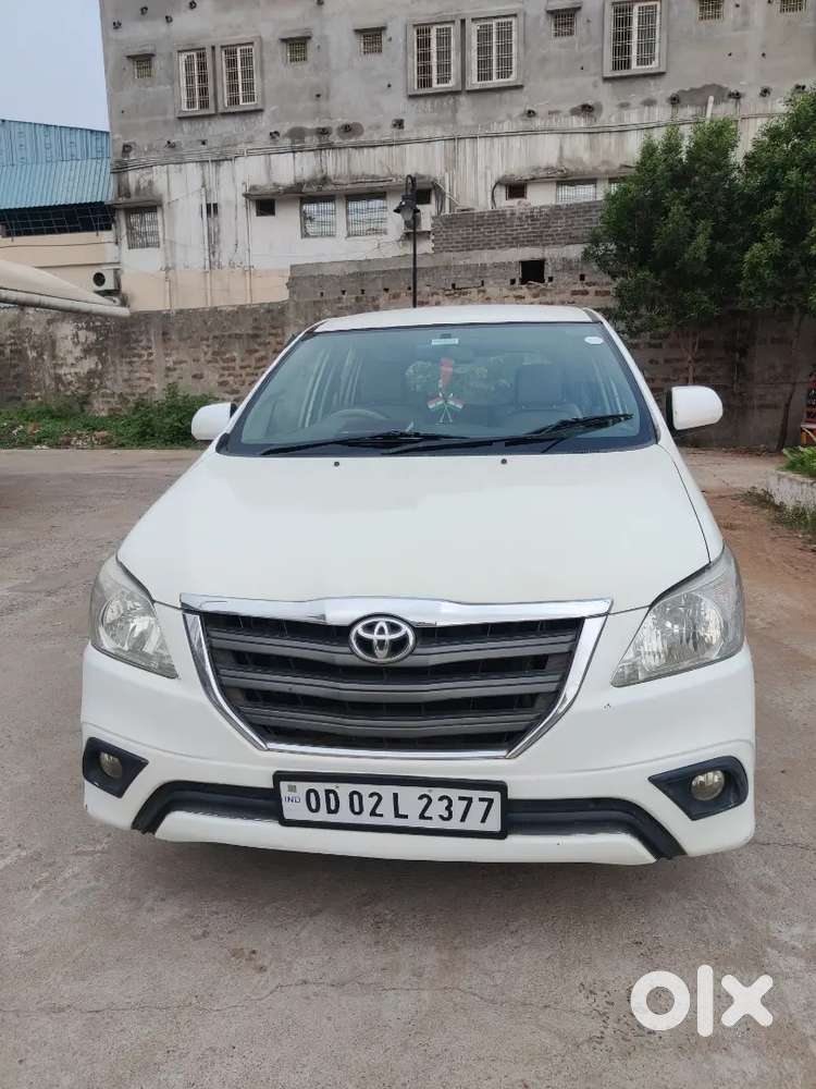 Toyota Innova 2.5g  Diesel 255000 Km Driven