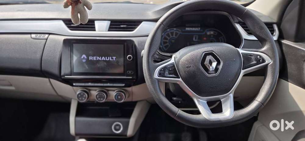 Renault Triber Rxz, 2021, Petrol