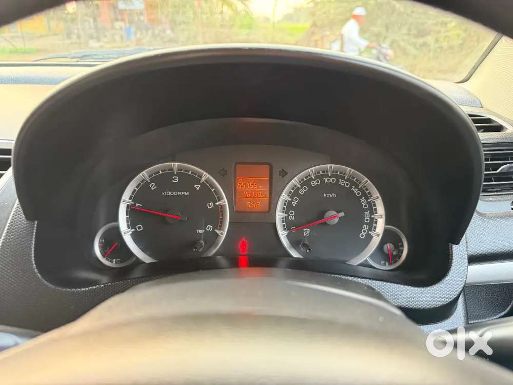 Maruti Suzuki Swift 2015 Diesel 88000 Km Driven