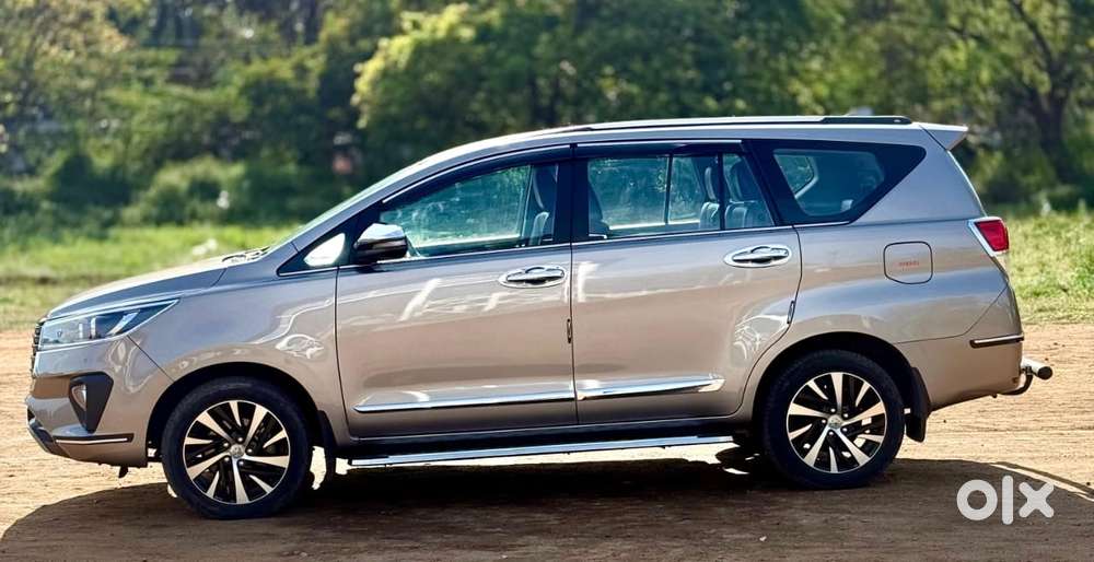 Toyota Innova Crysta 2.4 Z 7 Str, 2022, Diesel