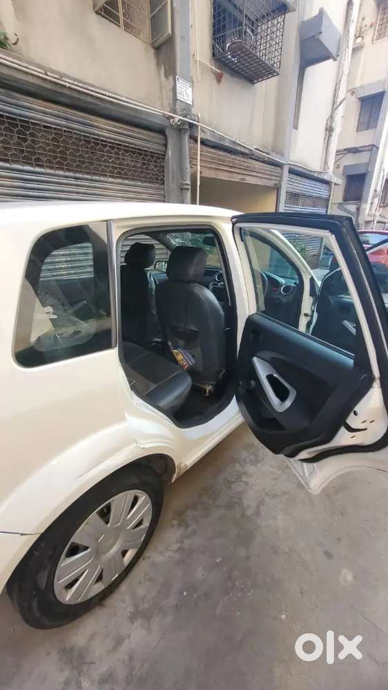 Ford Figo Petrol 2010 Year