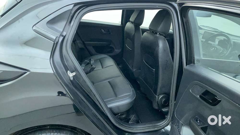Tata Altroz 1.2 Xt Dark Edition Petrol, 2023, Petrol