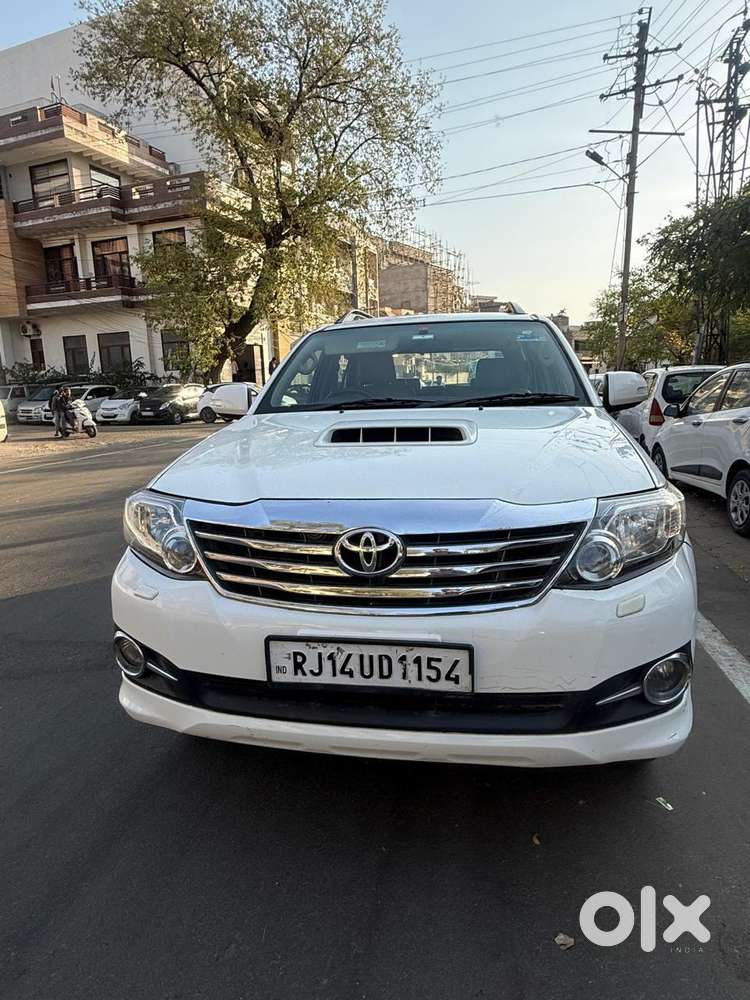 Toyota Fortuner 4x2 Mt 2.8 Diesel, 2015, Diesel