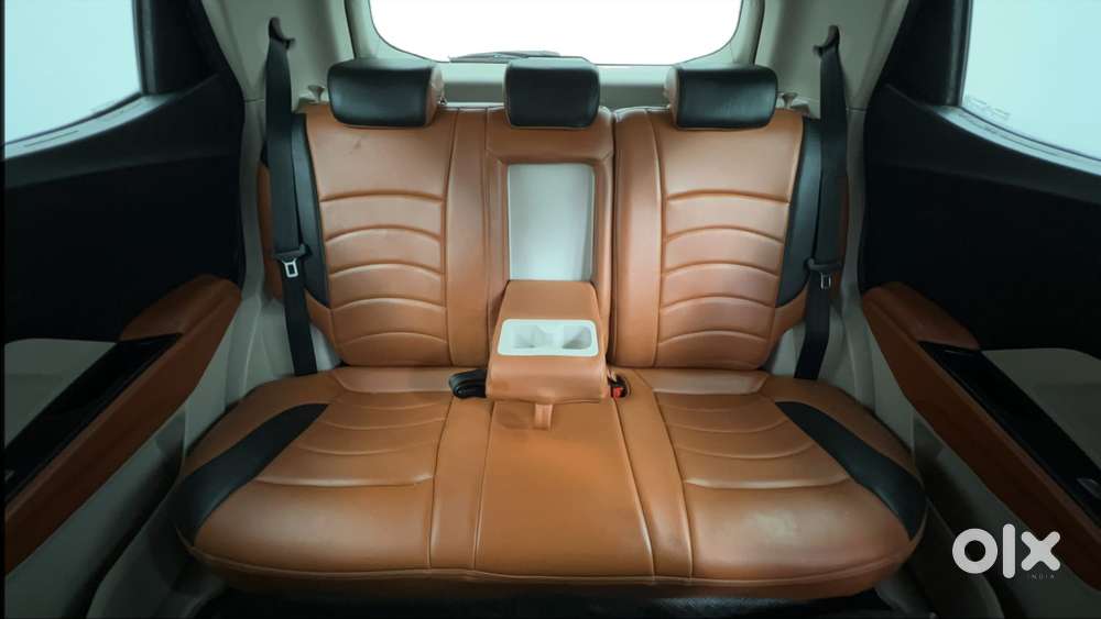 Mahindra Xuv300 W8 Option, 2021, Petrol