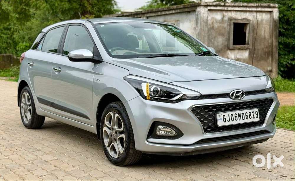 Hyundai Elite I20 1.2 Asta (o) Cvt, 2019, Petrol