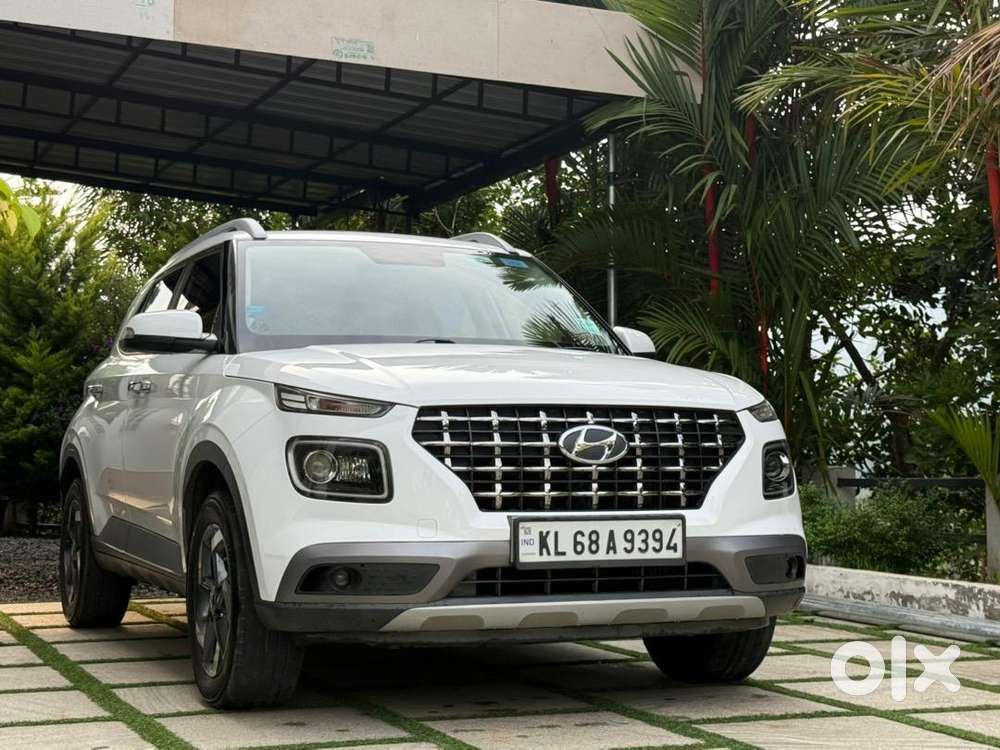 Hyundai Venue Diesel Single Owner