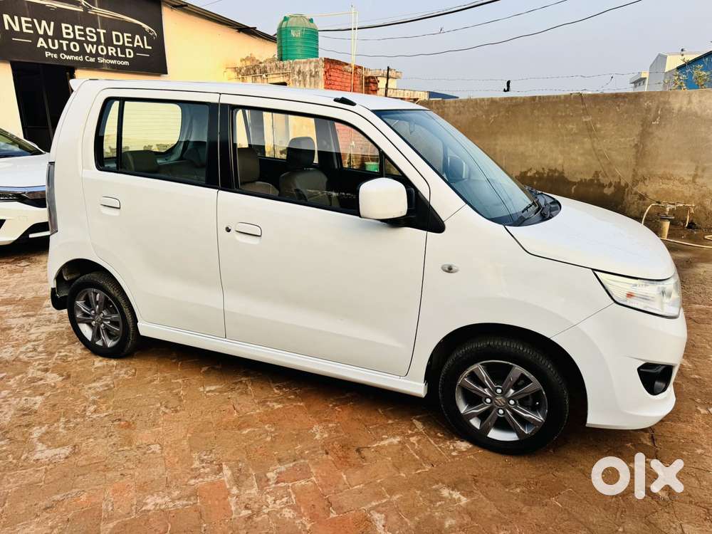 Maruti Suzuki Wagon R Vxi Amt1.2, 2016, Petrol