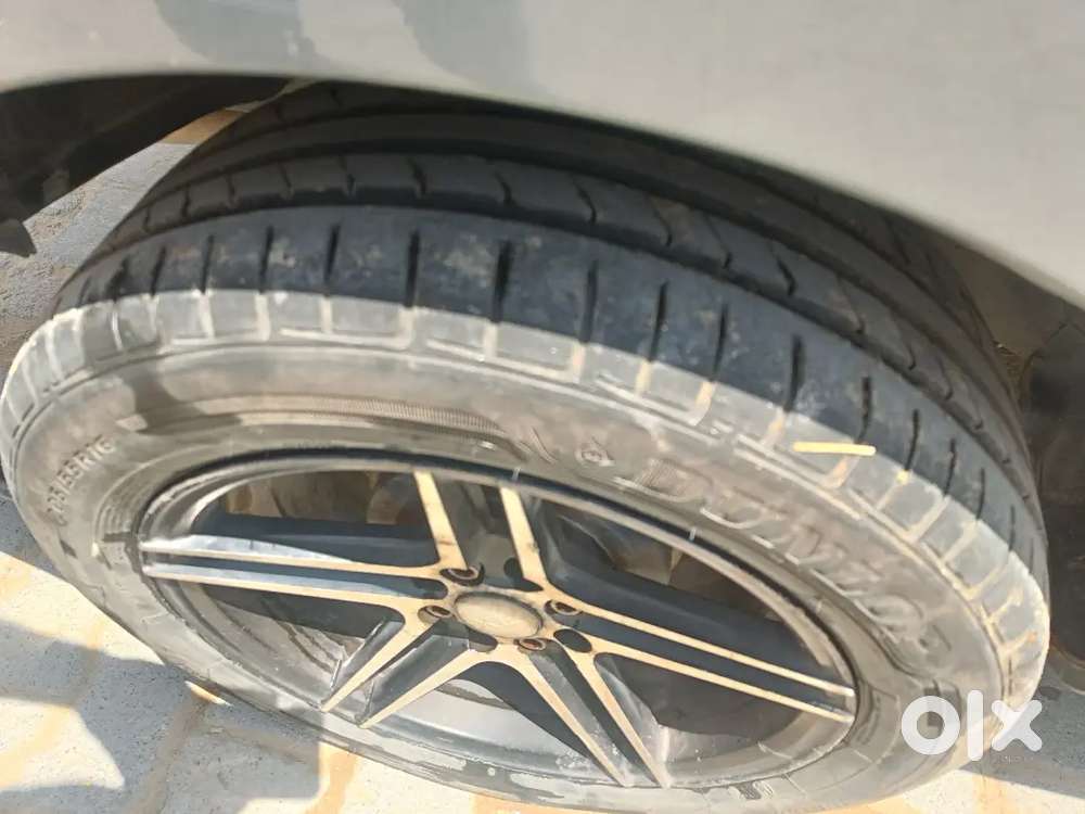 Best Condition Vehicle All Documents Complete 15inch Alloys