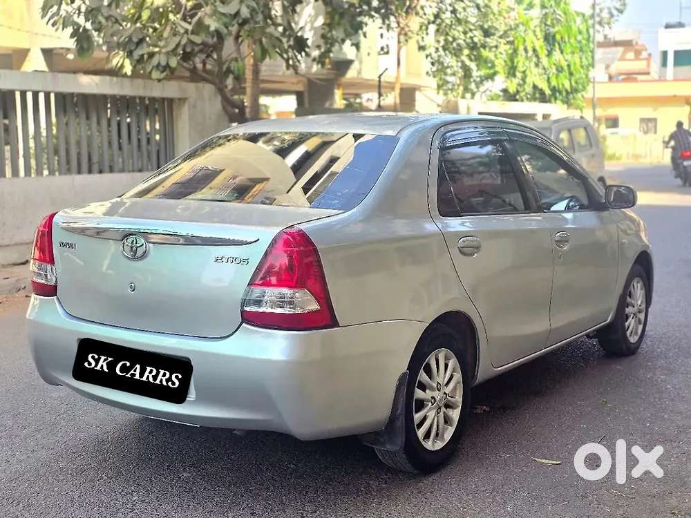 Toyota Etios 2010-2012 G, 2011, Petrol
