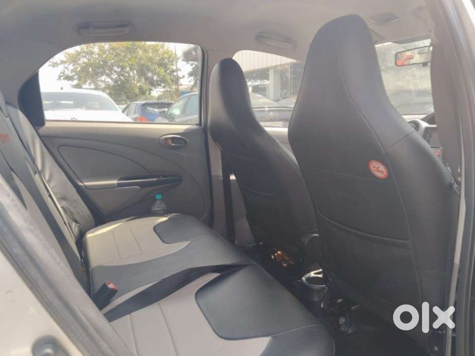 Toyota Etios 2010-2012 G, 2011, Petrol