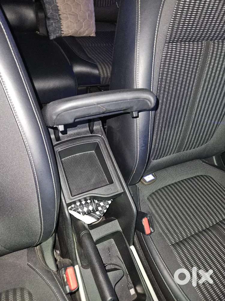 Kia Carens Sep' 2022 Petrol 30500 Km Driven