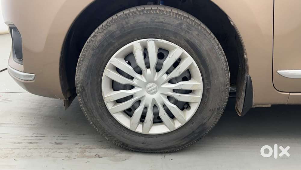 Maruti Suzuki Dzire 1.2 Vxi Amt, 2019, Petrol