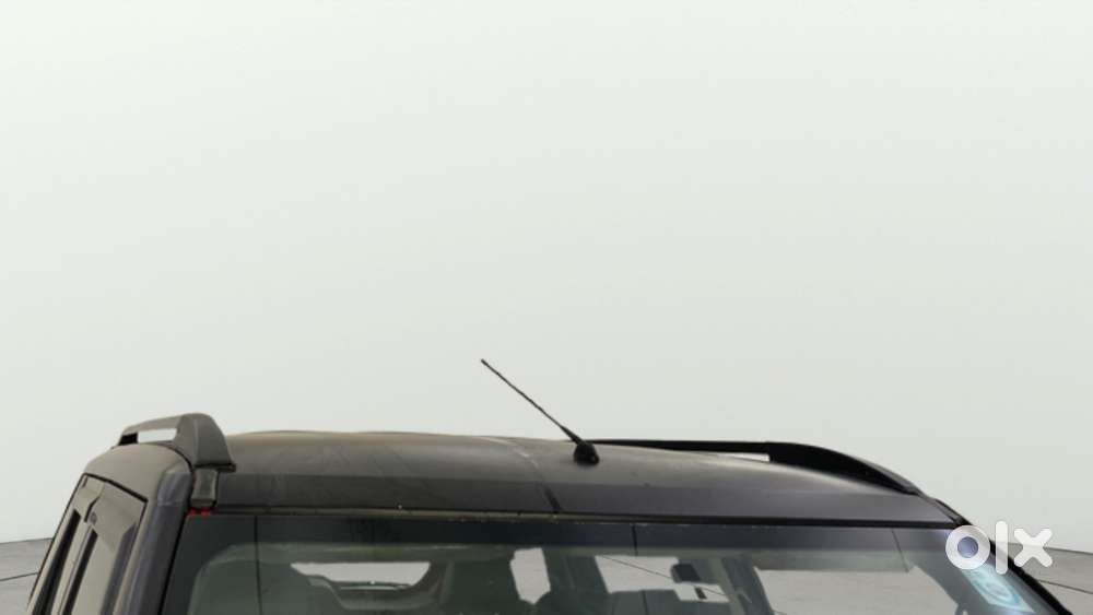 Mahindra Tuv 300 Mhawk100 T8, 2015, Diesel