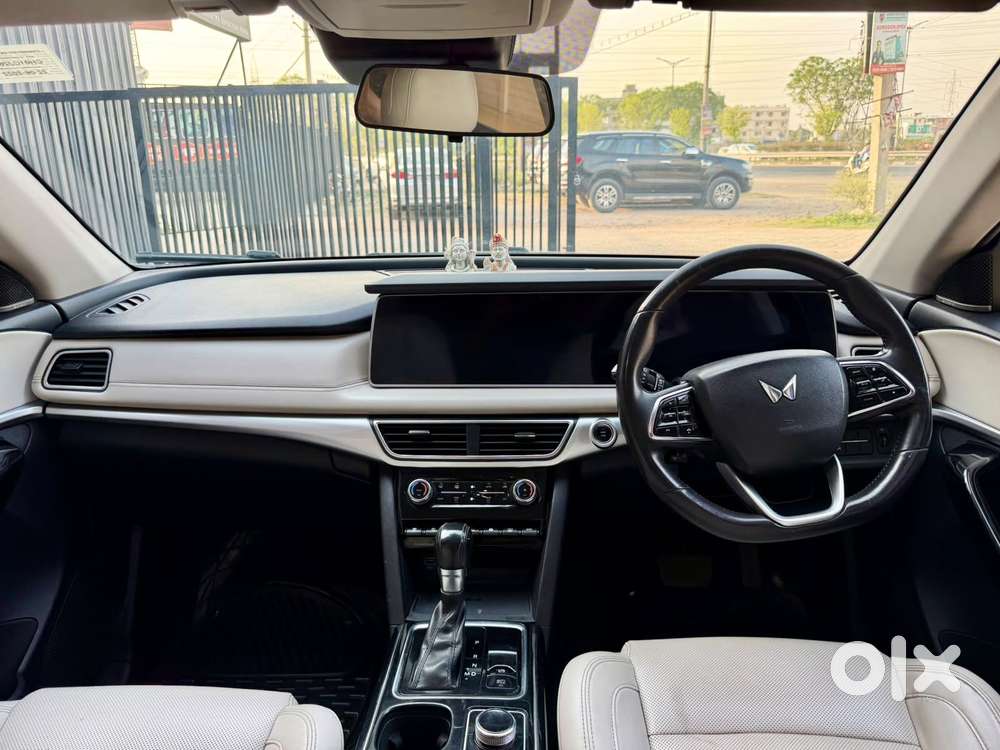 Mahindra Xuv700 Ax7 Luxury Pack Awd, 2022, Diesel