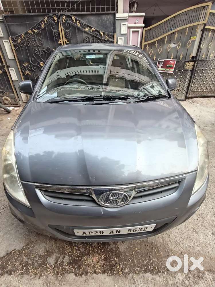 Hyundai I20 2010 Petrol Well Maintained Valid Upto 2030
